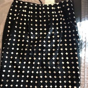 Used black and white skirt size 12 by White House